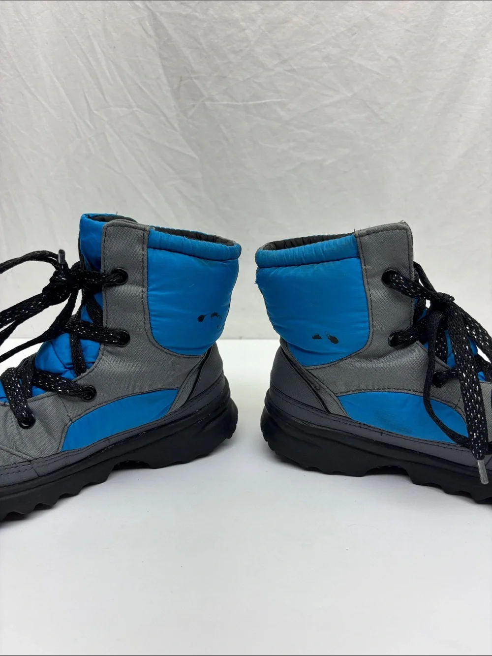 The North Face boots size  13 for little boy, box 73
